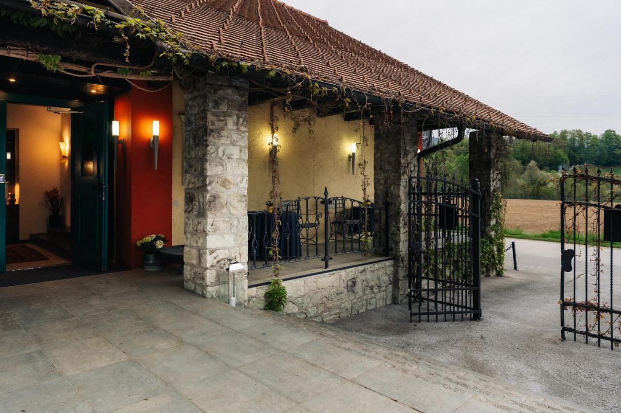 Vila Podvin Radovljica Luaran gambar